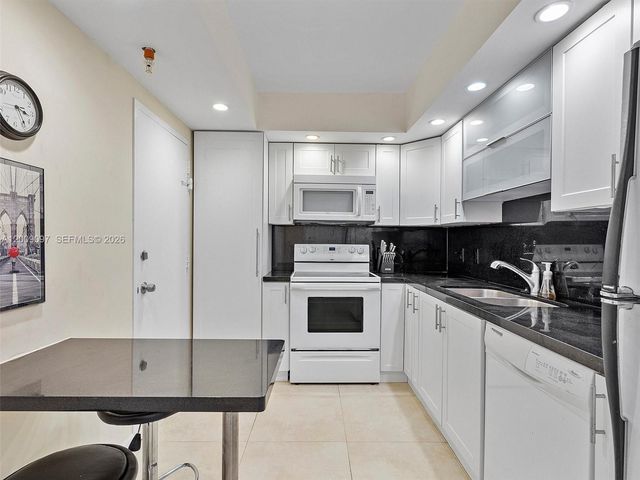 400 Kings Point Drive 229, Sunny Isles Beach, FL 33160