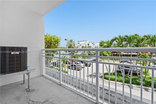 400 Kings Point Drive 229, Sunny Isles Beach, FL 33160