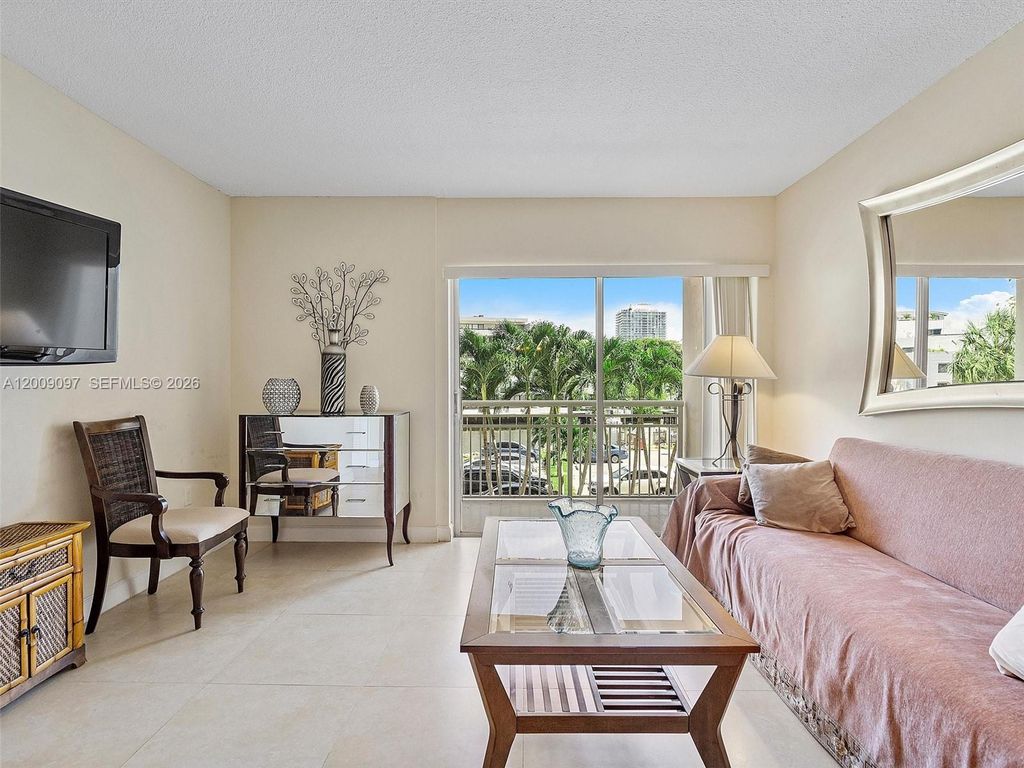 400 Kings Point Drive 229, Sunny Isles Beach, FL 33160