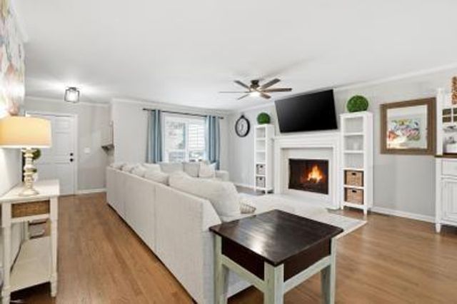 1527 Pangborn Station Dr., Decatur, GA 30033
