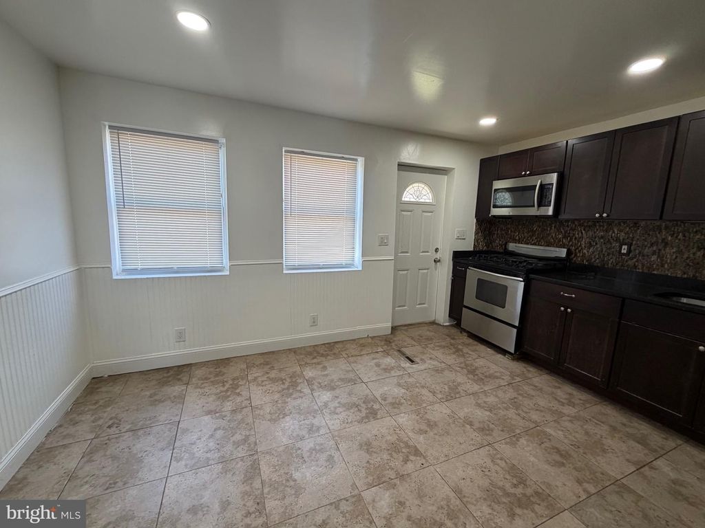 Image 10 of property listing at 1626 INVERNESS AVE, Baltimore, MD 21230