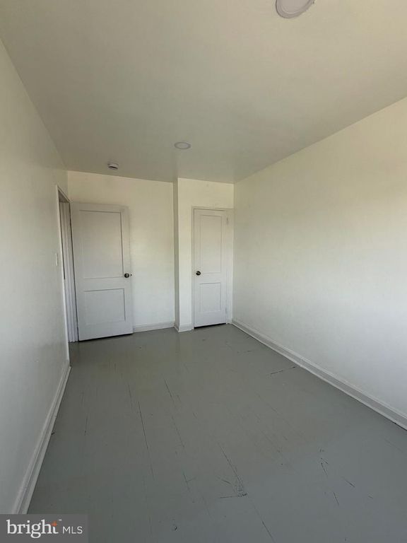 Image 14 of property listing at 1626 INVERNESS AVE, Baltimore, MD 21230