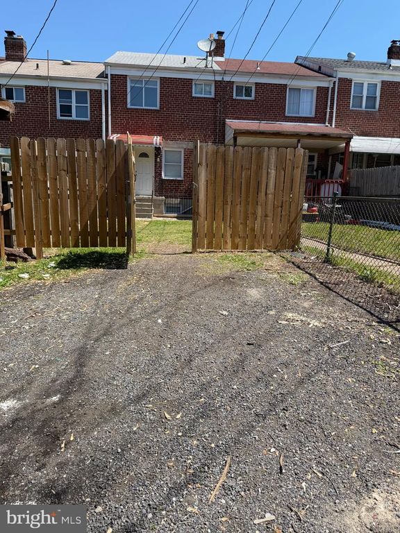 Image 4 of property listing at 1626 INVERNESS AVE, Baltimore, MD 21230