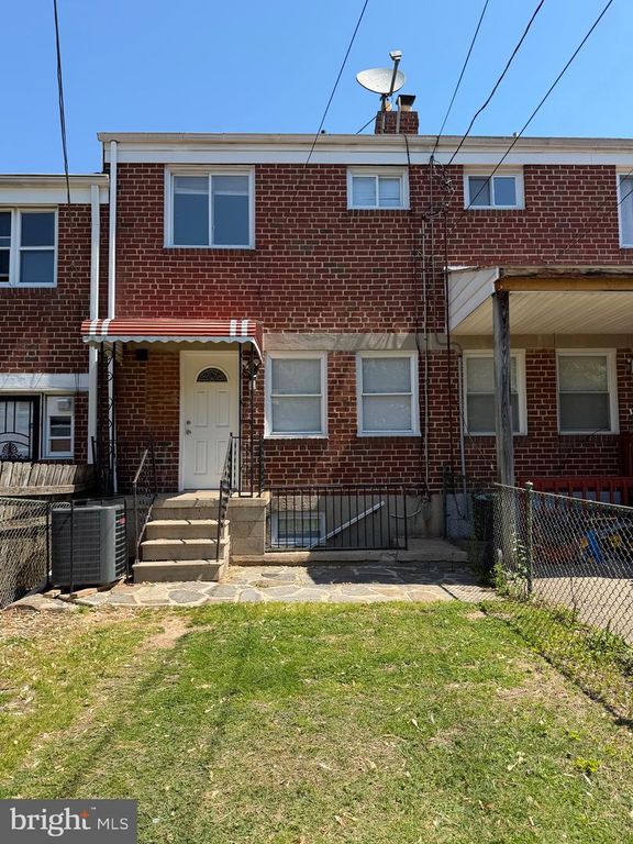 Image 5 of property listing at 1626 INVERNESS AVE, Baltimore, MD 21230