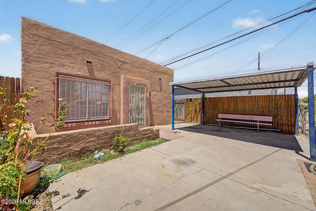 3820 S 9th Avenue, Tucson, AZ 85714