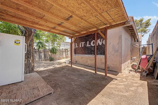 3820 S 9th Avenue, Tucson, AZ 85714