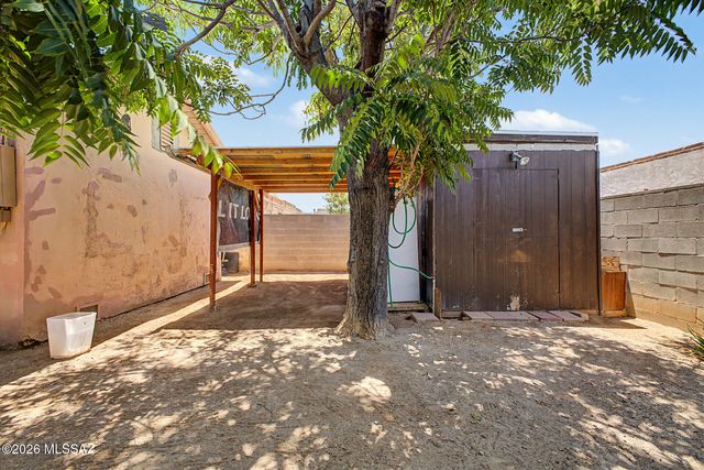 3820 S 9th Avenue, Tucson, AZ 85714