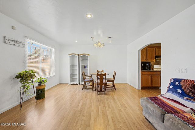 3820 S 9th Avenue, Tucson, AZ 85714