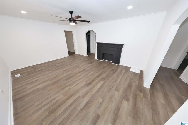 805 JACKSONVILLE STREET, Weaver, AL 36277