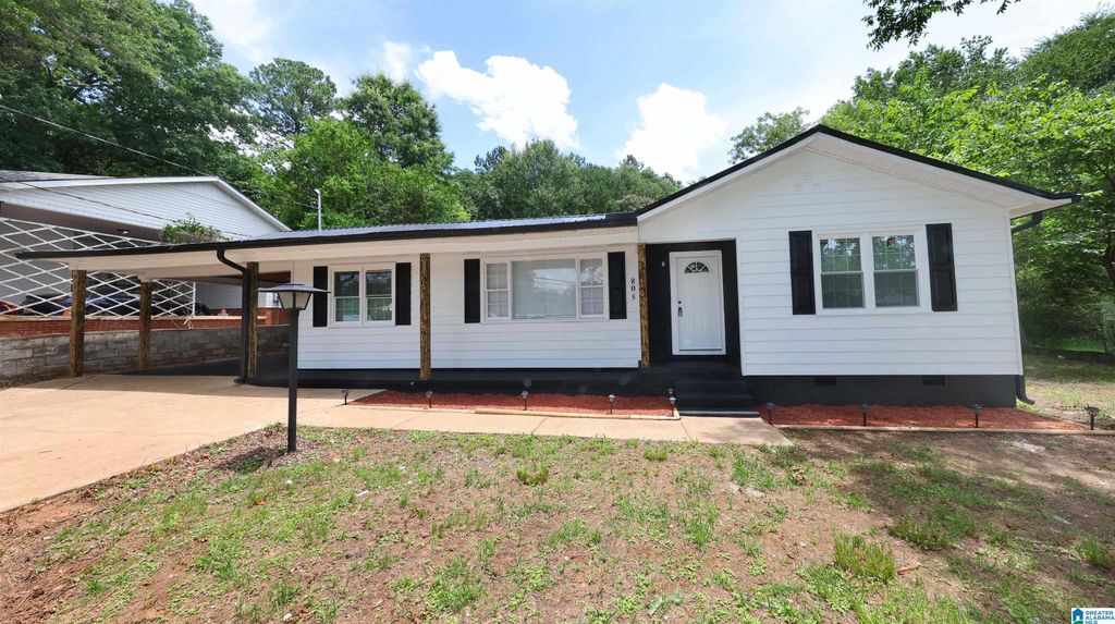 805 JACKSONVILLE STREET, Weaver, AL 36277