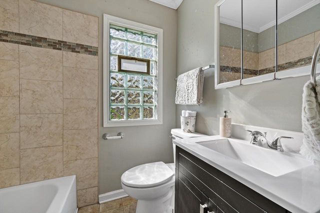 5721 56th STREET, Milwaukee, WI 53218