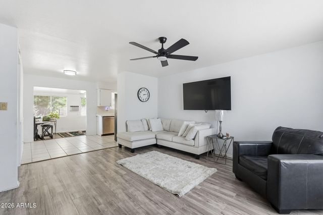 639 N 57TH Place, Mesa, AZ 85205