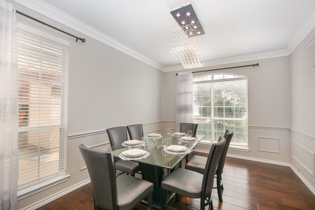 2144 Brookgate Drive, Grapevine, TX 76051