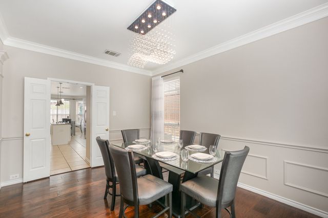 2144 Brookgate Drive, Grapevine, TX 76051