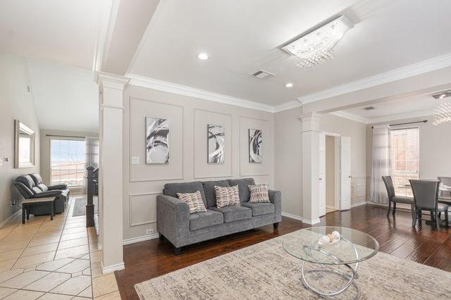 2144 Brookgate Drive, Grapevine, TX 76051