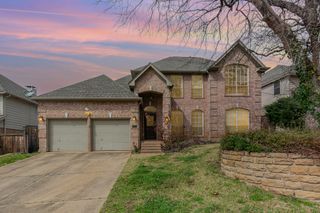 2144 Brookgate Drive, Grapevine, TX 76051