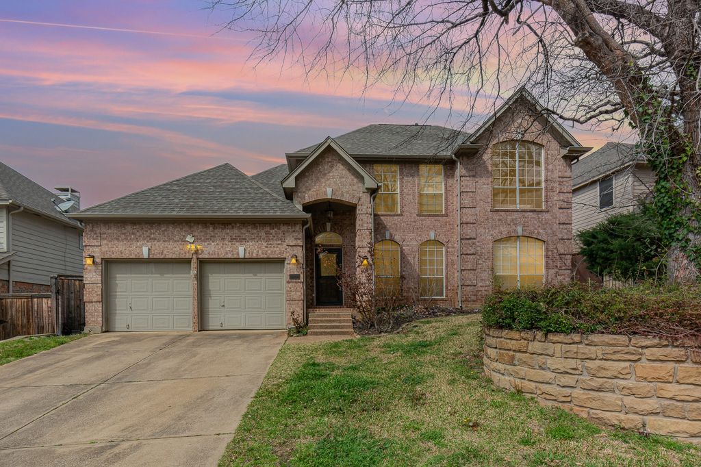 2144 Brookgate Drive, Grapevine, TX 76051