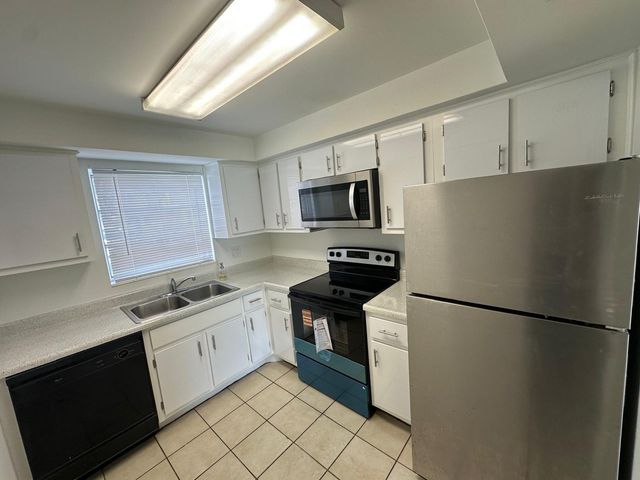 7330 SW 82 Street B115, Miami, FL 33143