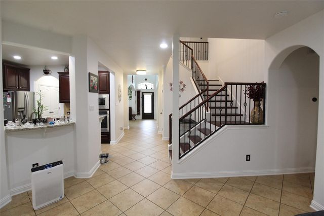 606 Spanish Mustang DR, Cedar Park, TX 78613