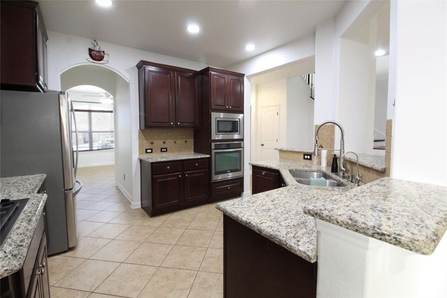 606 Spanish Mustang DR, Cedar Park, TX 78613