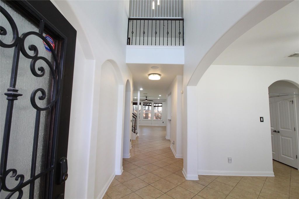 606 Spanish Mustang DR, Cedar Park, TX 78613