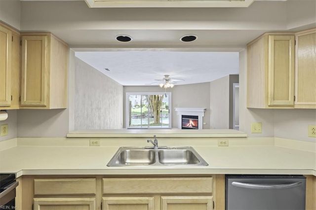 1828 Calash WAY, Virginia Beach, VA 23454