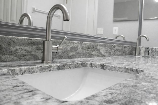 9985 SHADOW CREEK DR, Orlando, FL 32832