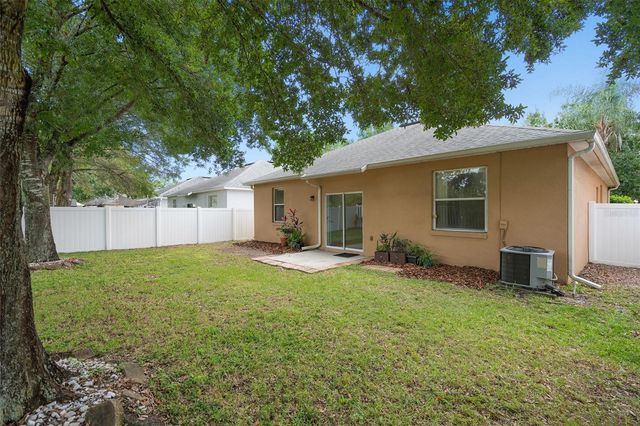 9985 SHADOW CREEK DR, Orlando, FL 32832