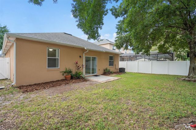 9985 SHADOW CREEK DR, Orlando, FL 32832