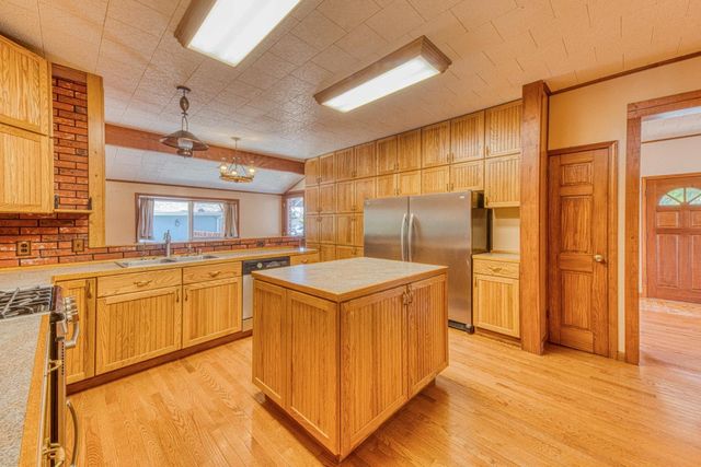 7841 Rosanna Street, Gilroy, CA 95020