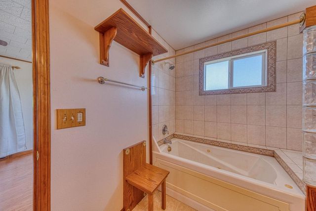 7841 Rosanna Street, Gilroy, CA 95020