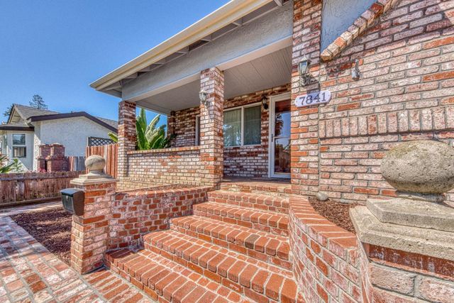 7841 Rosanna Street, Gilroy, CA 95020