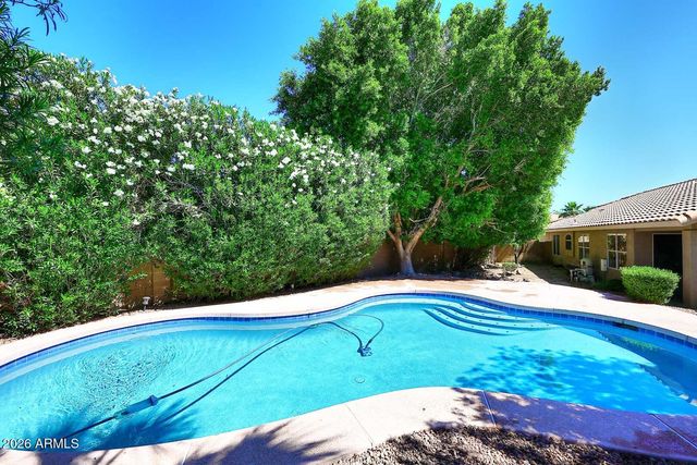 15802 S 32ND Place, Phoenix, AZ 85048