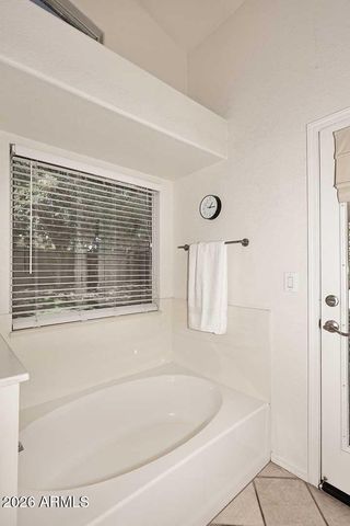 15802 S 32ND Place, Phoenix, AZ 85048