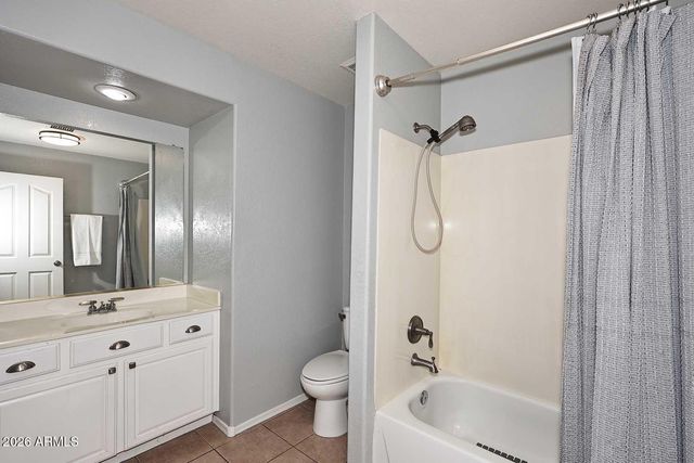 15802 S 32ND Place, Phoenix, AZ 85048