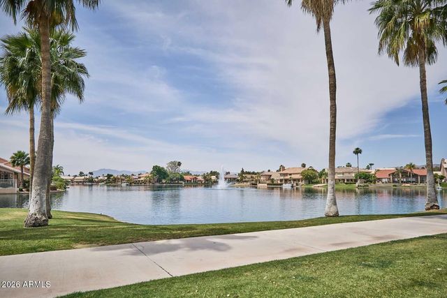 15802 S 32ND Place, Phoenix, AZ 85048