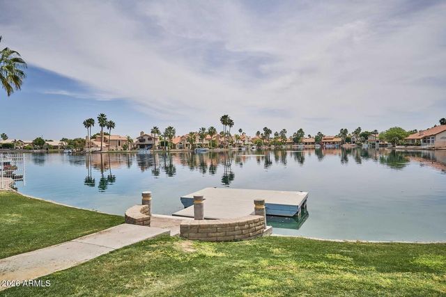 15802 S 32ND Place, Phoenix, AZ 85048