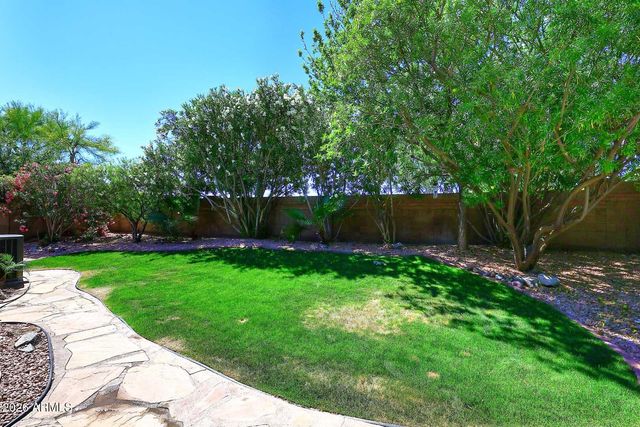 15802 S 32ND Place, Phoenix, AZ 85048