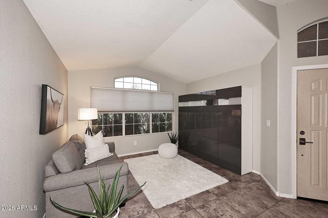 15802 S 32ND Place, Phoenix, AZ 85048