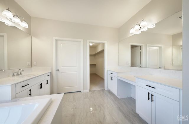 5608 Levanto Street, Bakersfield, CA 93306