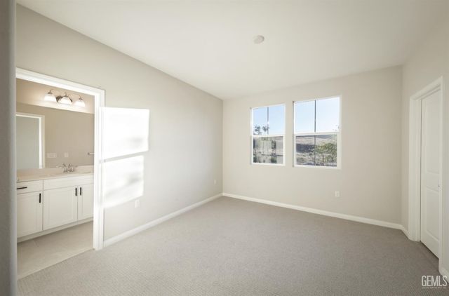 5608 Levanto Street, Bakersfield, CA 93306