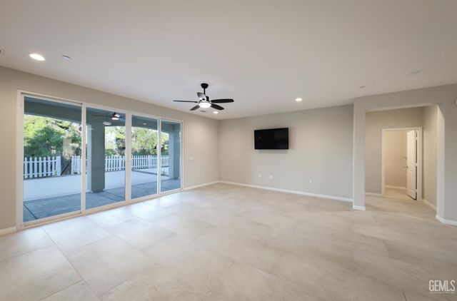 5608 Levanto Street, Bakersfield, CA 93306