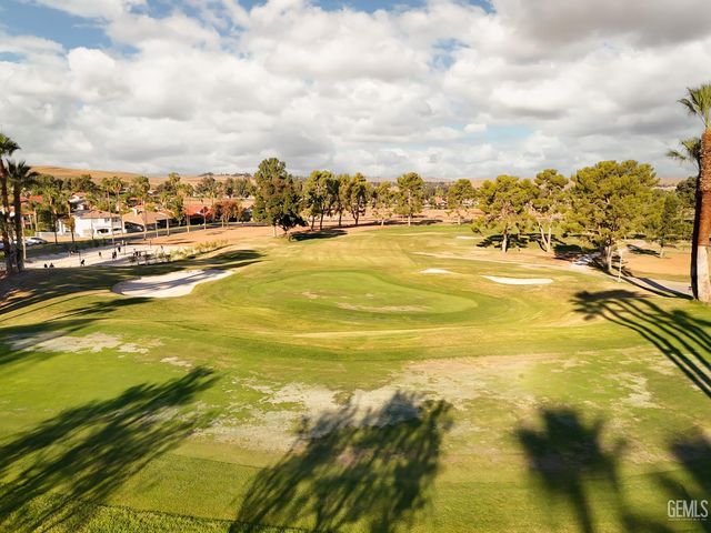 5608 Levanto Street, Bakersfield, CA 93306