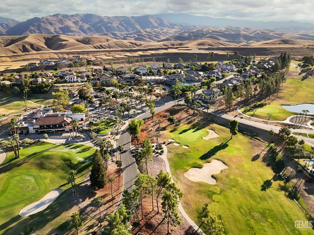 5608 Levanto Street, Bakersfield, CA 93306