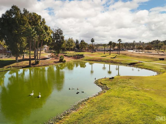 5608 Levanto Street, Bakersfield, CA 93306