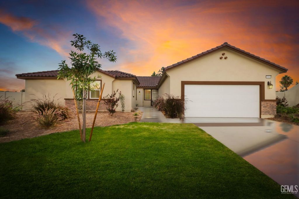 5608 Levanto Street, Bakersfield, CA 93306