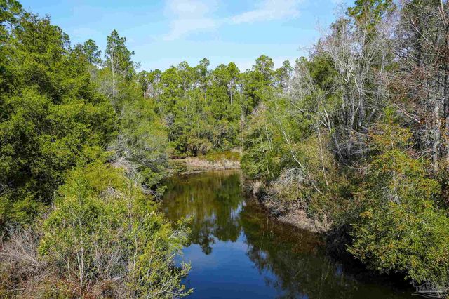 Lot 8 Creek Bluff Dr, Pace, FL 32571