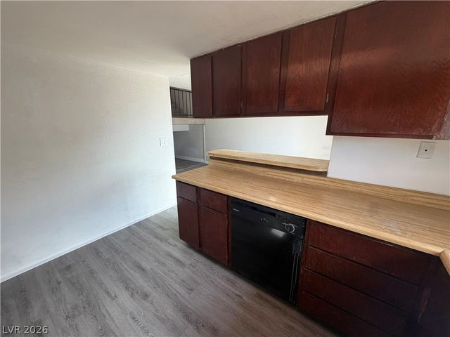 110 Bel Port Drive 113, Las Vegas, NV 89110