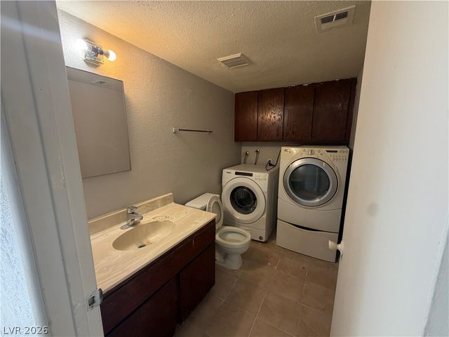 110 Bel Port Drive 113, Las Vegas, NV 89110