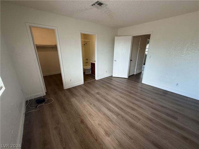 110 Bel Port Drive 113, Las Vegas, NV 89110